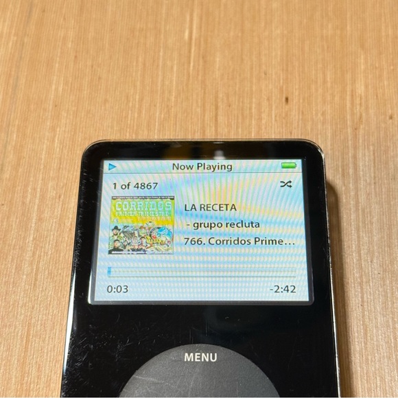 iPod Model:A1136 5thGen 80GB Blk Tested Good w/7233 Songs Good Battery Read Info - Picture 2 of 16